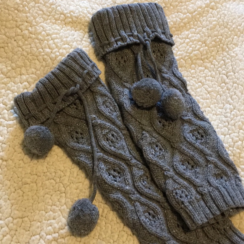 Cable knit leg warmers